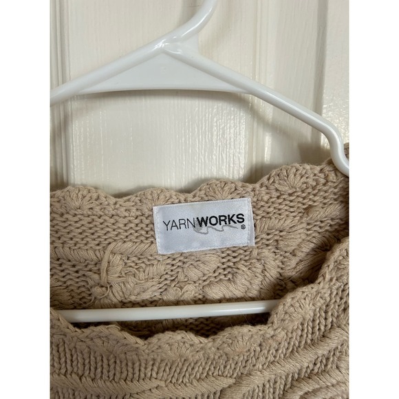Yarnworks Hand Knit Sweater Women's Size Large Pullover Heavy Knit Ecru - Picture 2 of 4